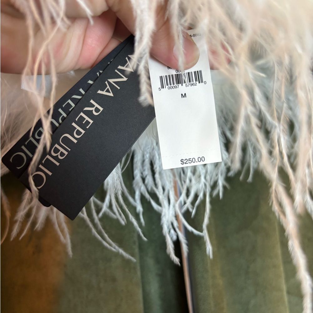 Banana Republic Real Ostrich Feather Tank - Picture 6 of 7